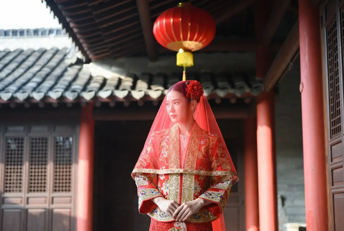 Cậy Thế Ép Hôn